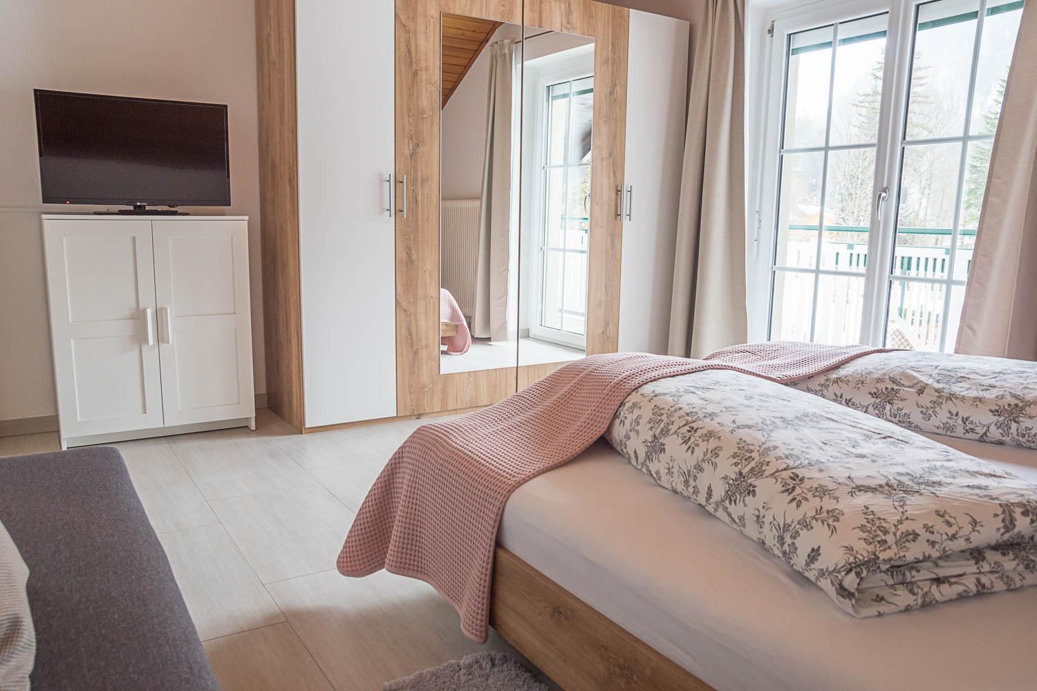 Waldruhe - Bett, Fruehstueck & Ein Laecheln Bed & Breakfast Bad Aussee Exterior photo