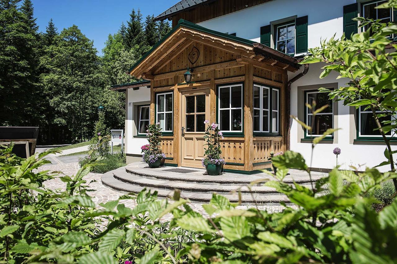 Waldruhe - Bett, Fruehstueck & Ein Laecheln Bed & Breakfast Bad Aussee Exterior photo